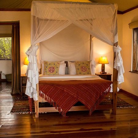 Ziwa Bush Lodge ナクル エクステリア 写真