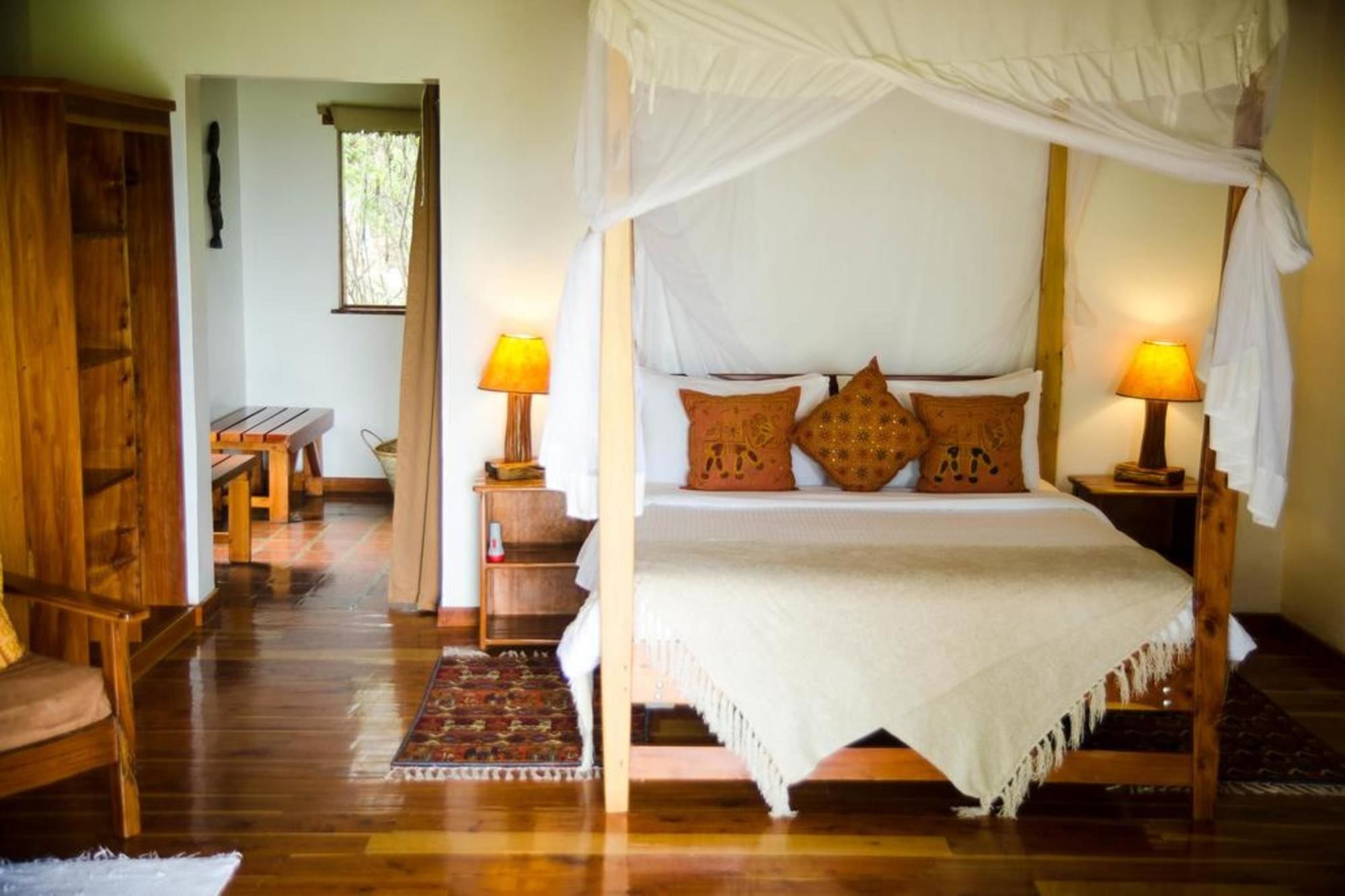 Ziwa Bush Lodge ナクル エクステリア 写真